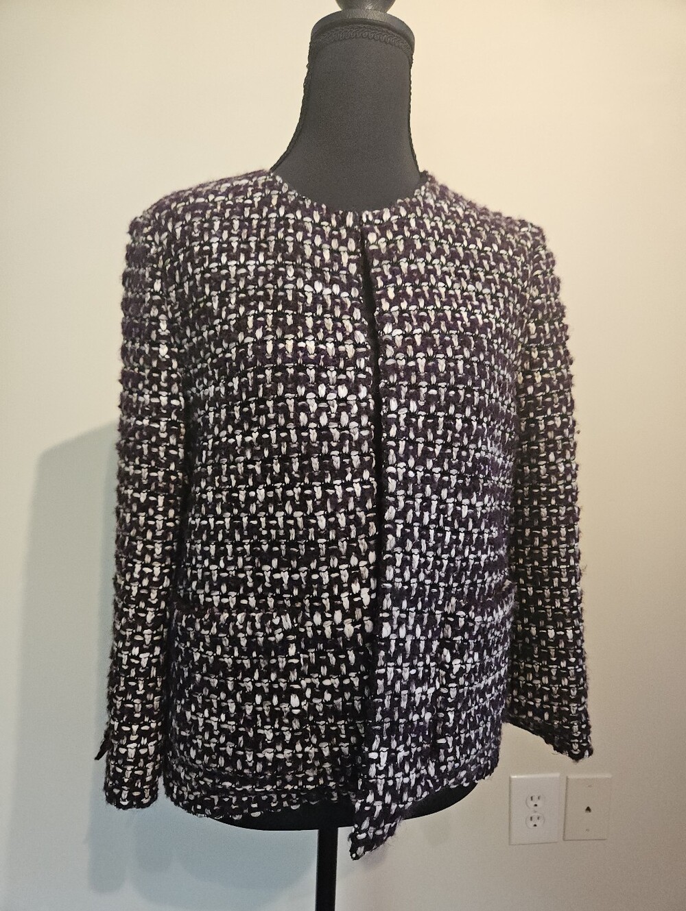 St John Coture Textured Tweed Jacket S2